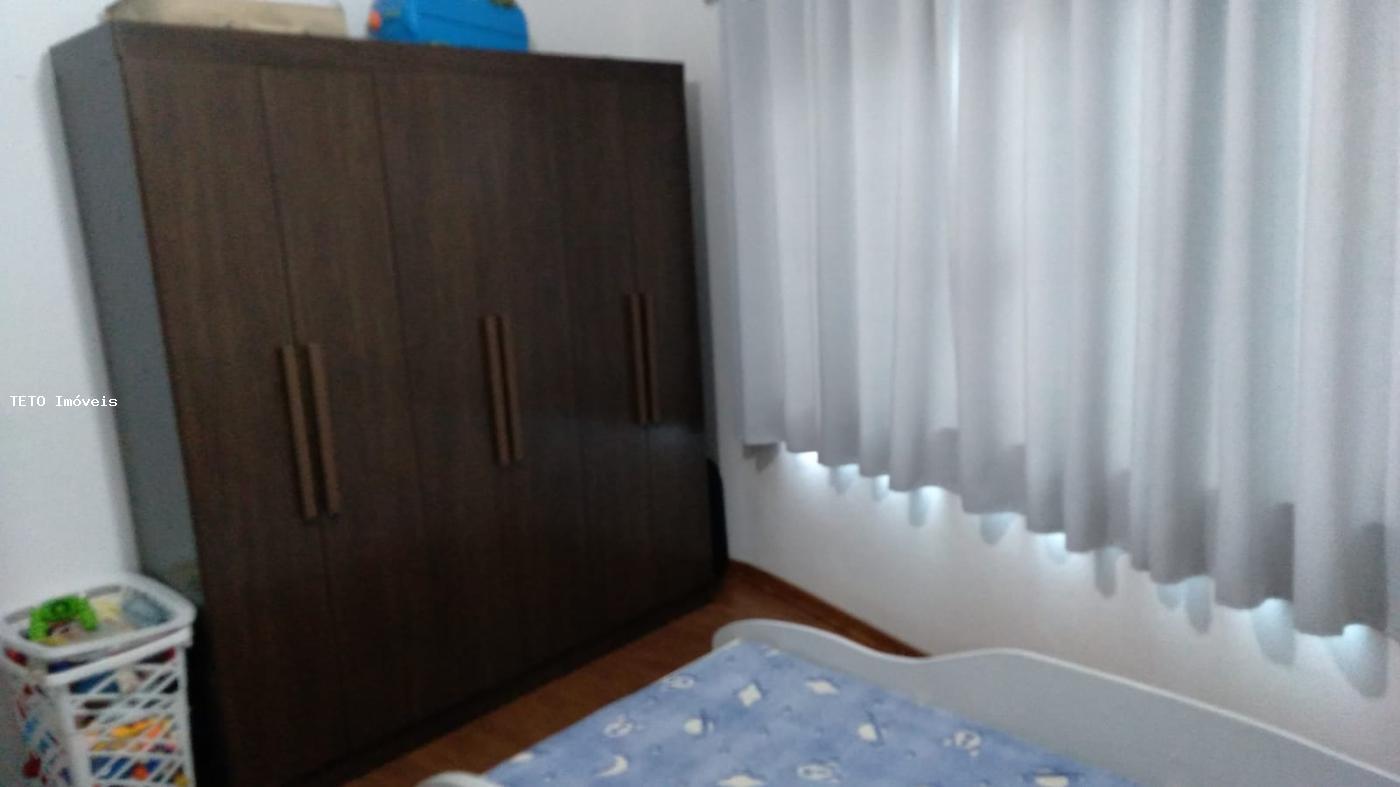 Casa à venda com 3 quartos, 200m² - Foto 39