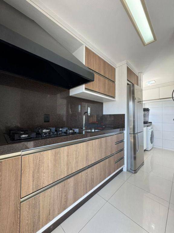 Apartamento à venda com 2 quartos, 60m² - Foto 8