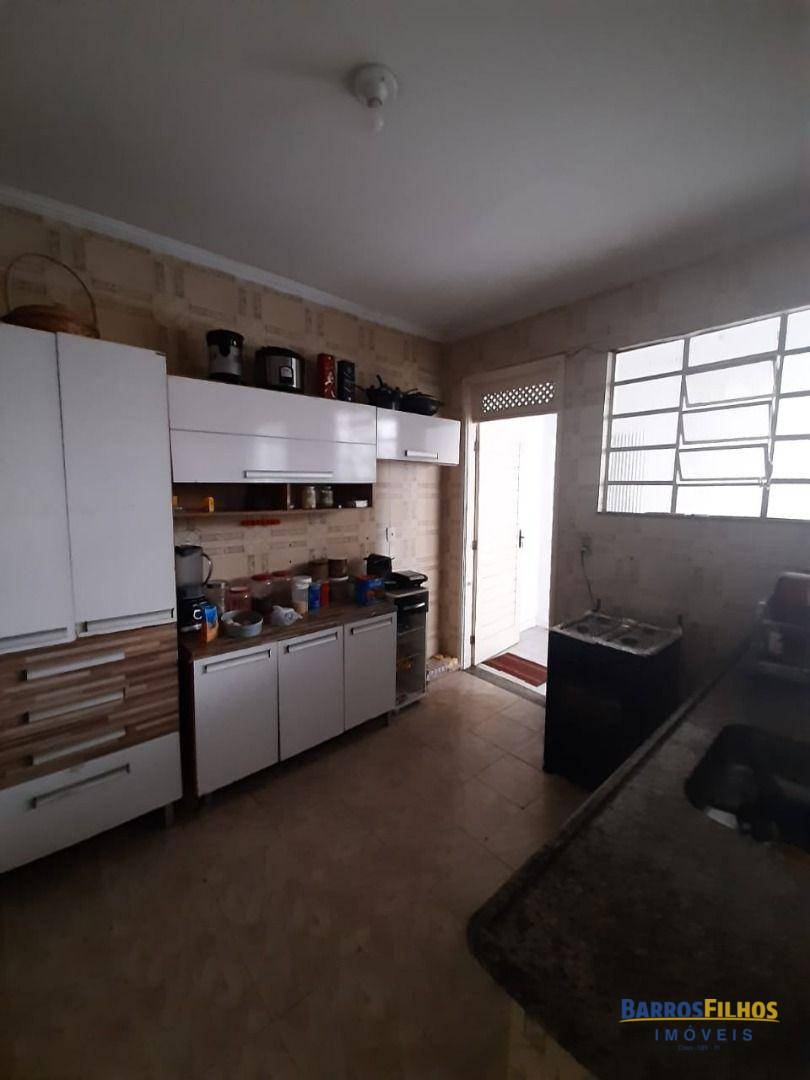 Casa à venda com 5 quartos, 150M2 - Foto 4