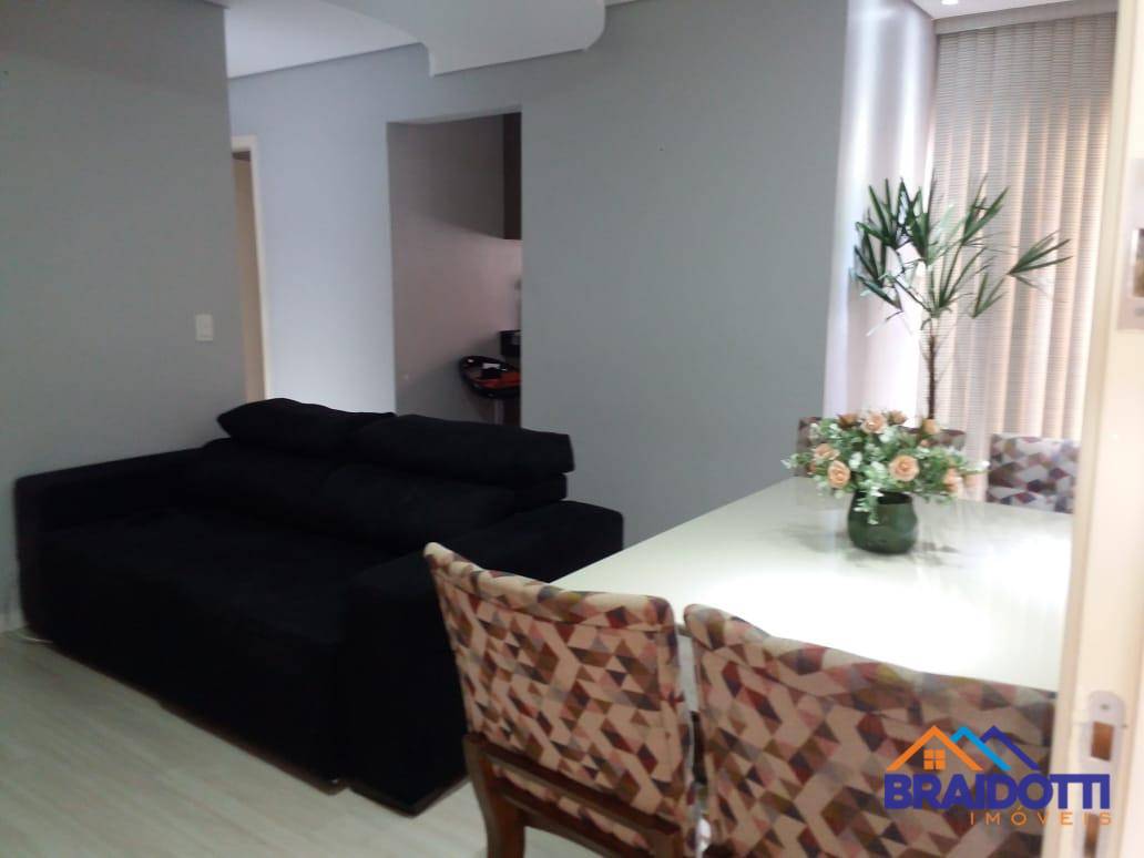 Apartamento à venda com 3 quartos, 60m² - Foto 3