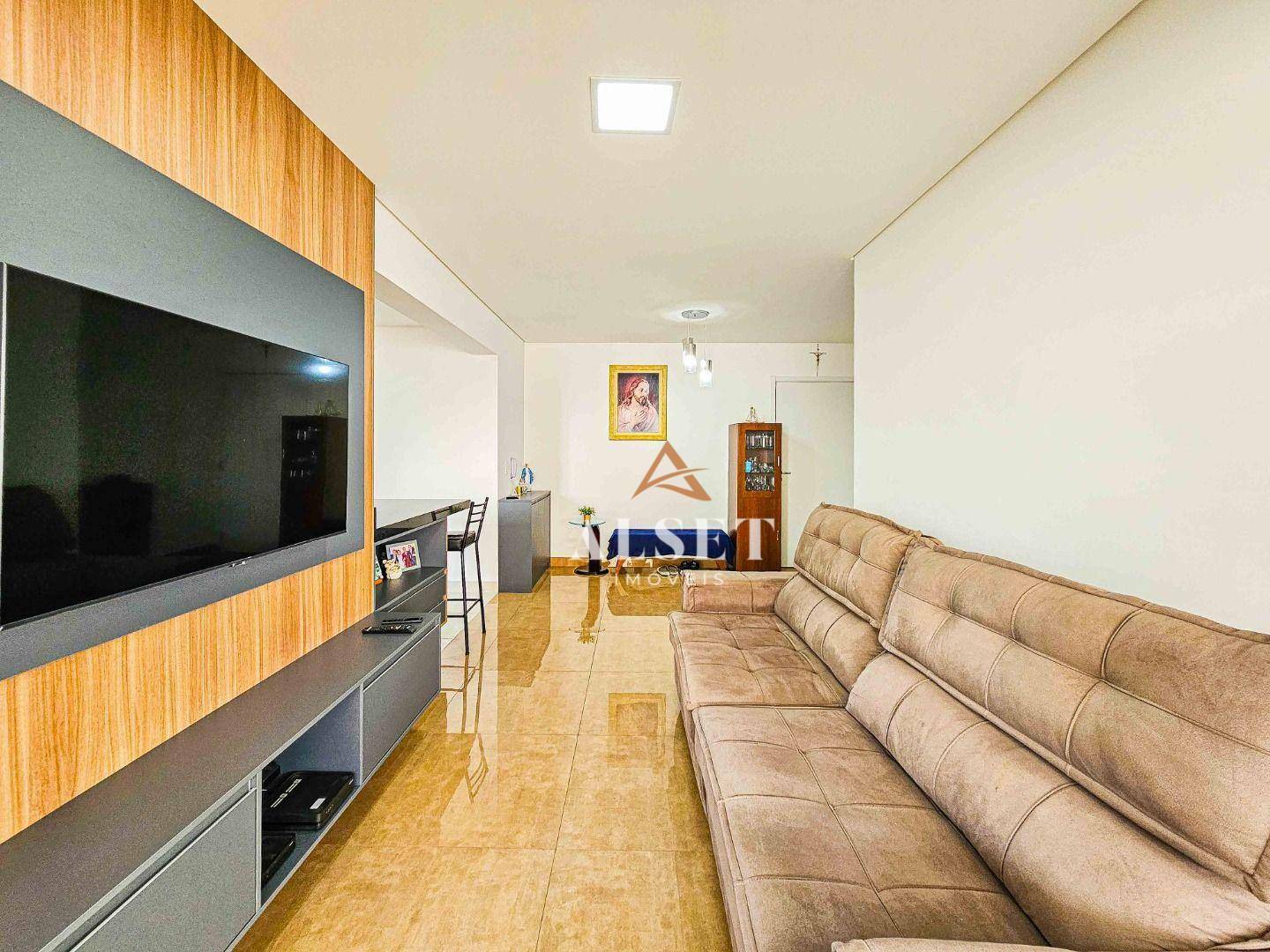 Apartamento à venda e aluguel com 3 quartos, 105m² - Foto 4