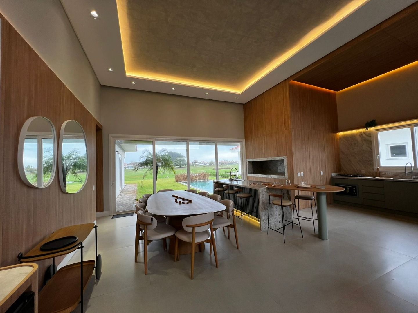 Casa de Condomínio à venda com 5 quartos, 282m² - Foto 24