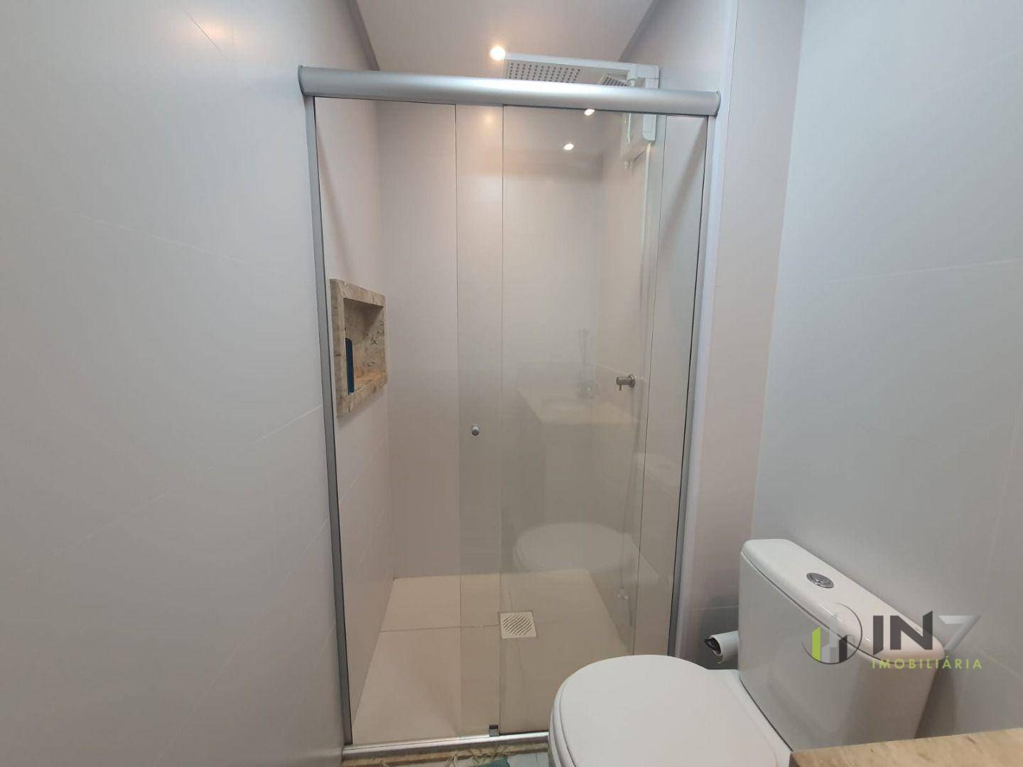 Apartamento à venda com 3 quartos, 121m² - Foto 11