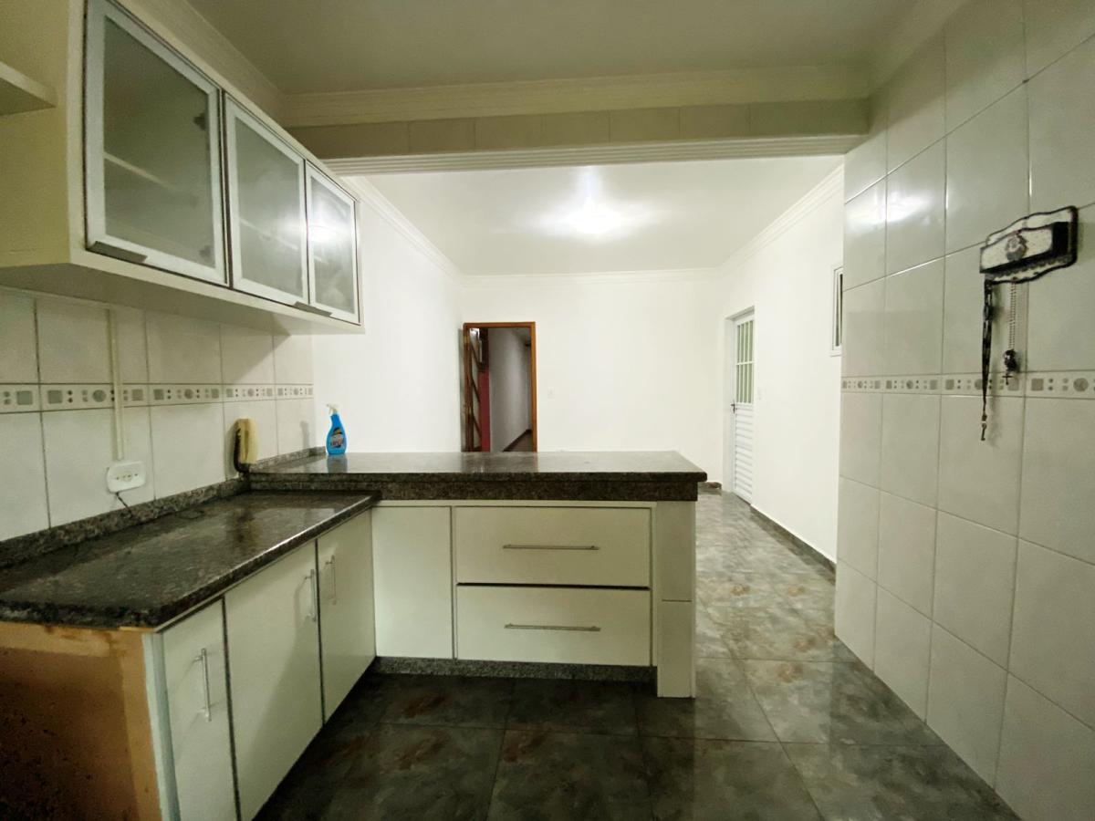 Sobrado à venda com 3 quartos, 142m² - Foto 11