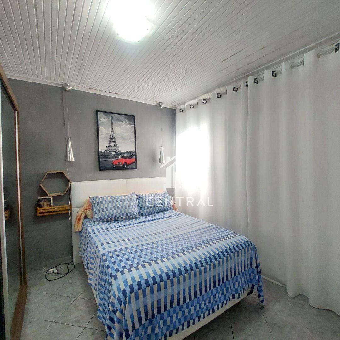 Casa à venda com 2 quartos, 100m² - Foto 10