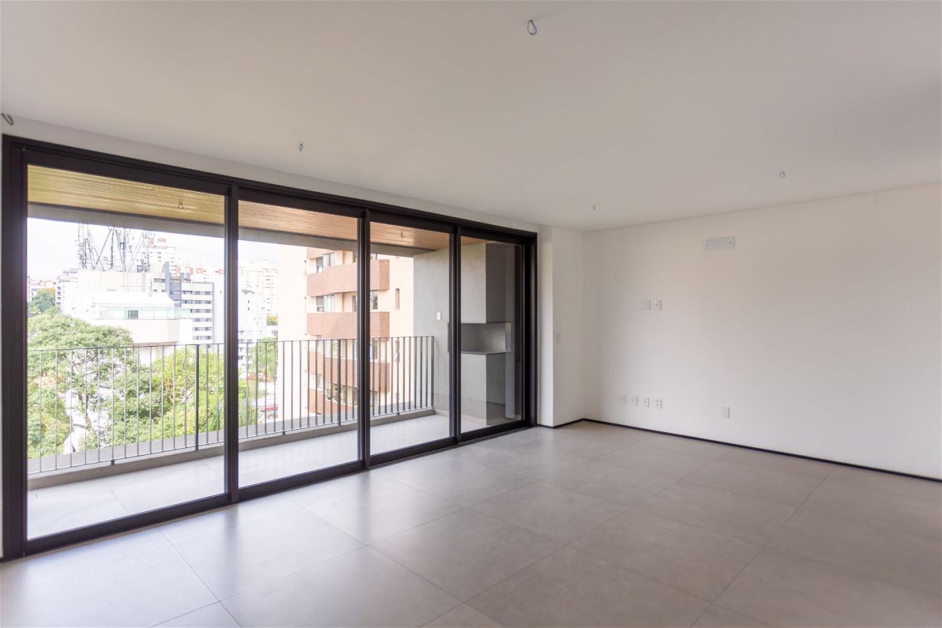 Apartamento à venda com 3 quartos, 135m² - Foto 4