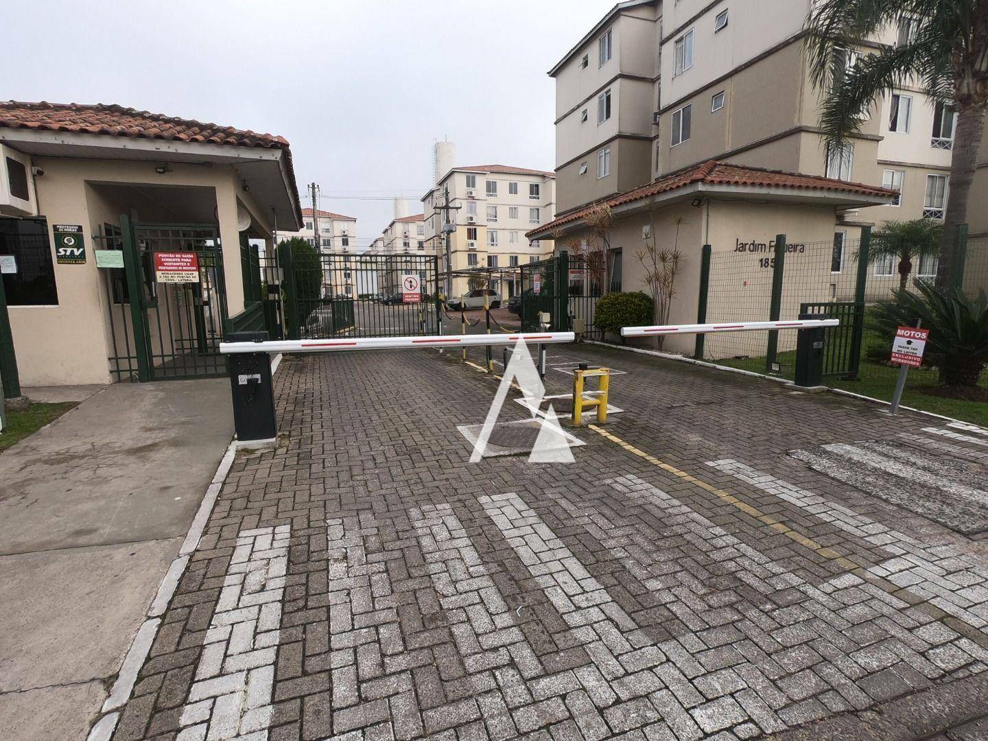 Apartamento à venda com 3 quartos, 51m² - Foto 2