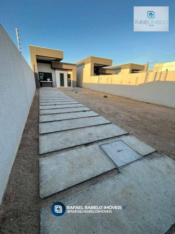 Casa de Condomínio à venda com 3 quartos, 106m² - Foto 2