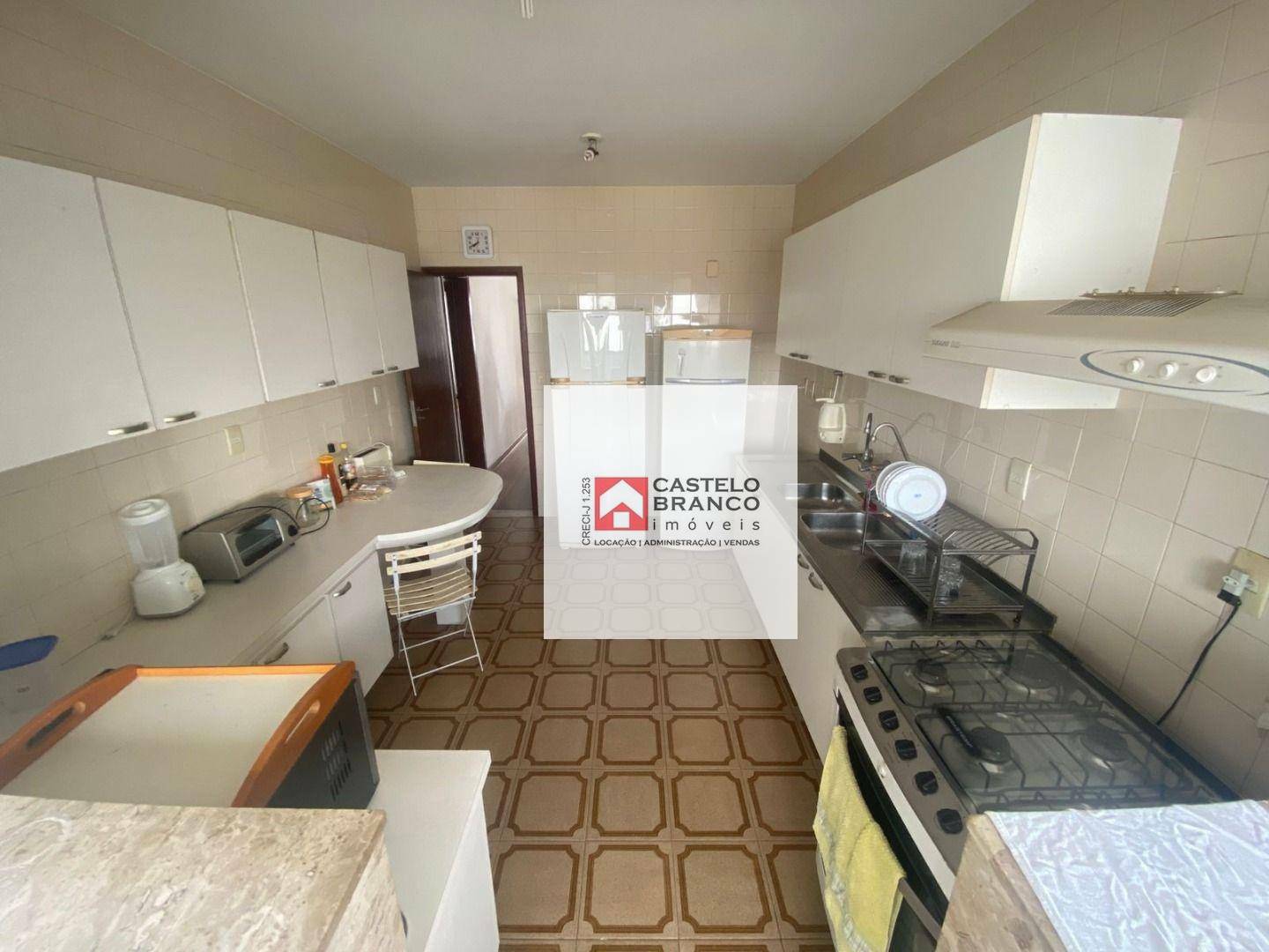 Apartamento à venda com 4 quartos, 170m² - Foto 11