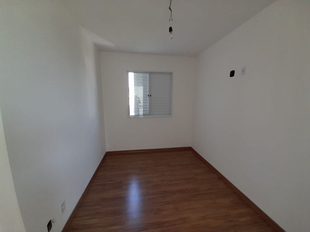 Apartamento à venda com 2 quartos, 55m² - Foto 13