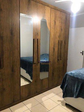 Apartamento à venda com 2 quartos, 70m² - Foto 2