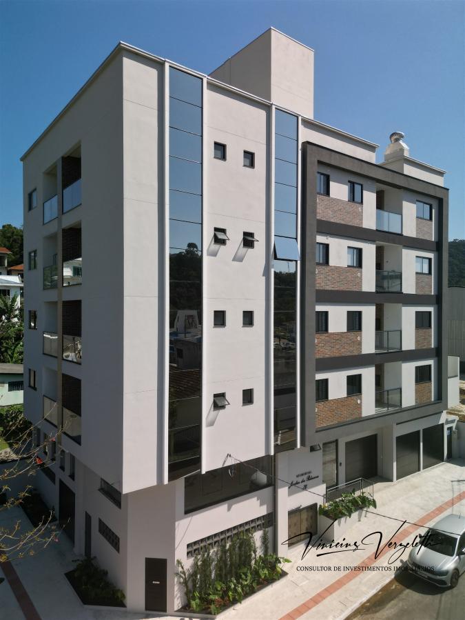 Apartamento à venda com 2 quartos, 65m² - Foto 1