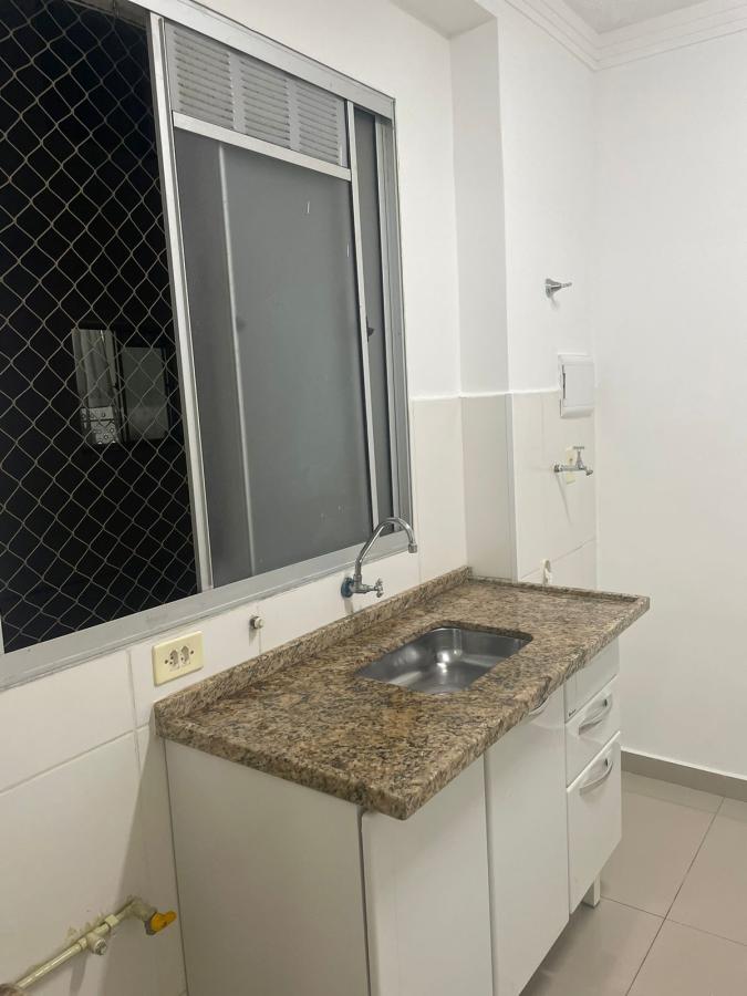 Apartamento para alugar com 2 quartos, 52m² - Foto 3