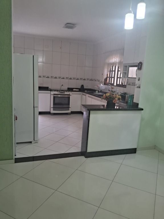 Sobrado à venda com 3 quartos, 130m² - Foto 9