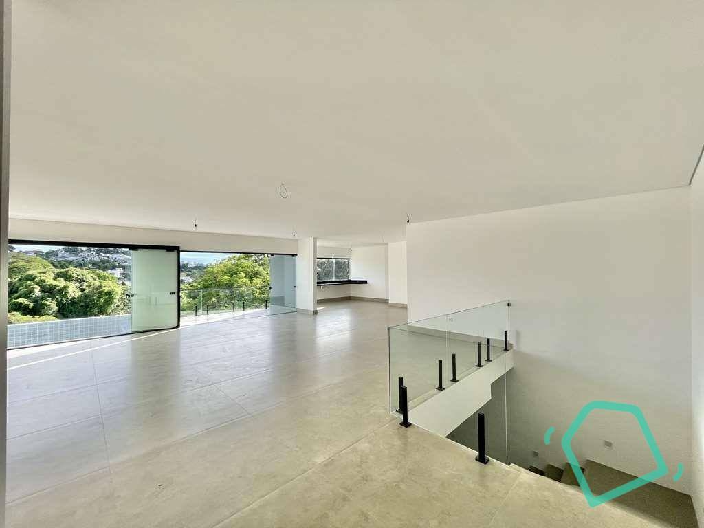 Casa de Condomínio à venda com 4 quartos, 400m² - Foto 16