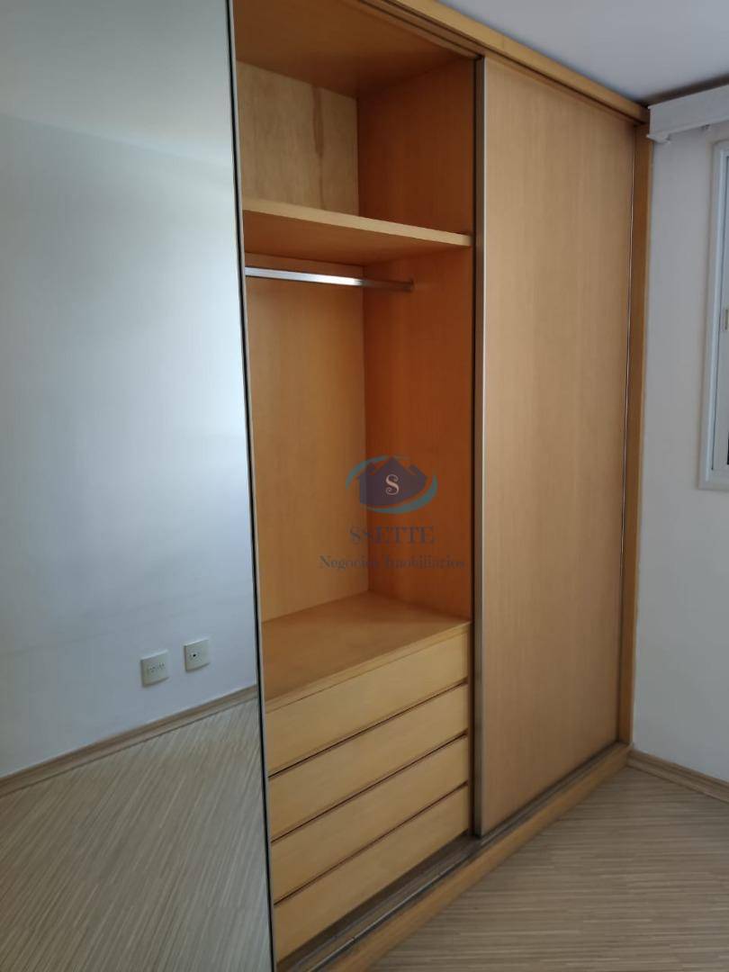 Apartamento à venda com 2 quartos, 64m² - Foto 12