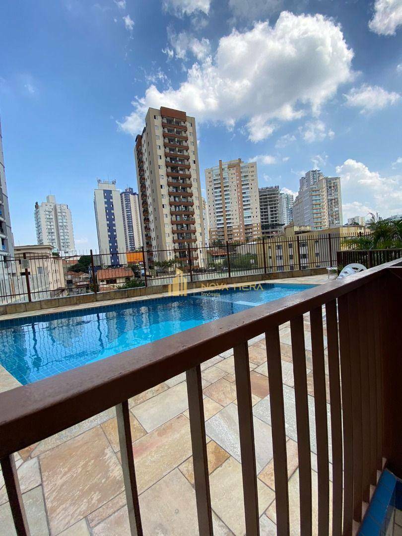 Apartamento para alugar com 2 quartos, 75m² - Foto 27