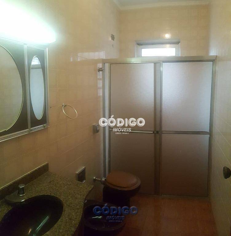 Casa à venda com 2 quartos, 180m² - Foto 18