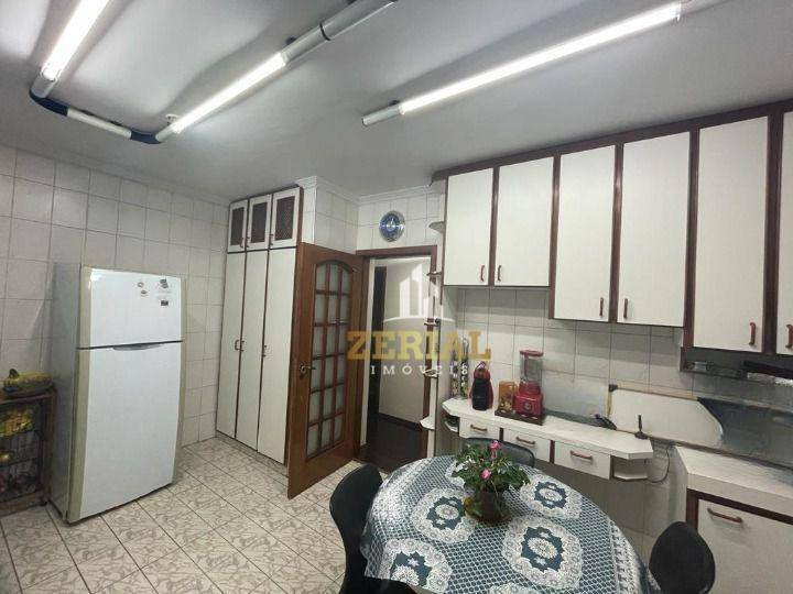 Apartamento à venda com 3 quartos, 140m² - Foto 8