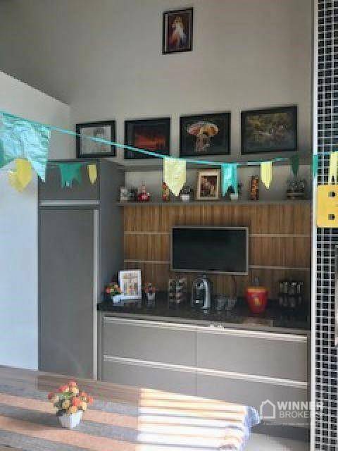 Casa à venda com 2 quartos, 97m² - Foto 5