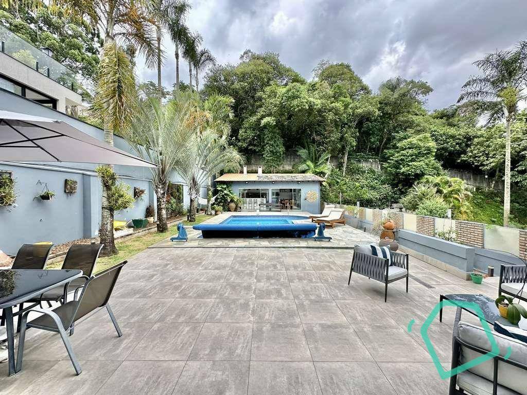 Casa de Condomínio à venda com 3 quartos, 224m² - Foto 14