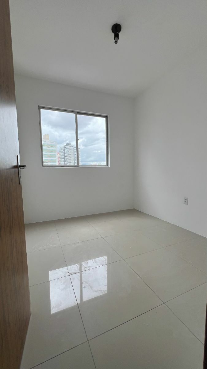 Apartamento à venda e aluguel com 3 quartos, 74m² - Foto 10