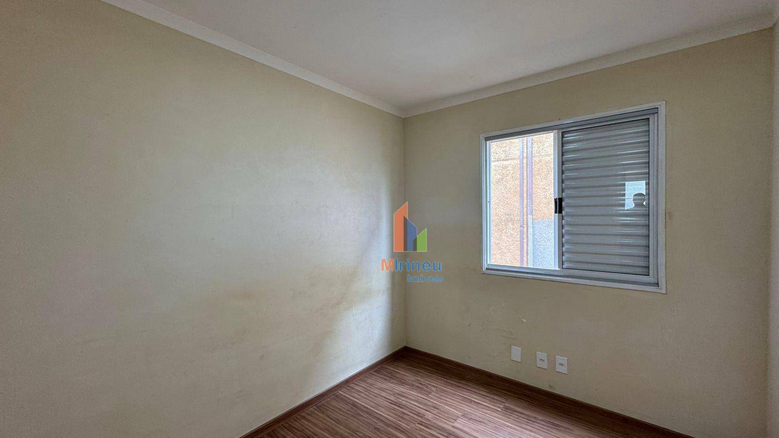 Apartamento à venda com 2 quartos, 60m² - Foto 20