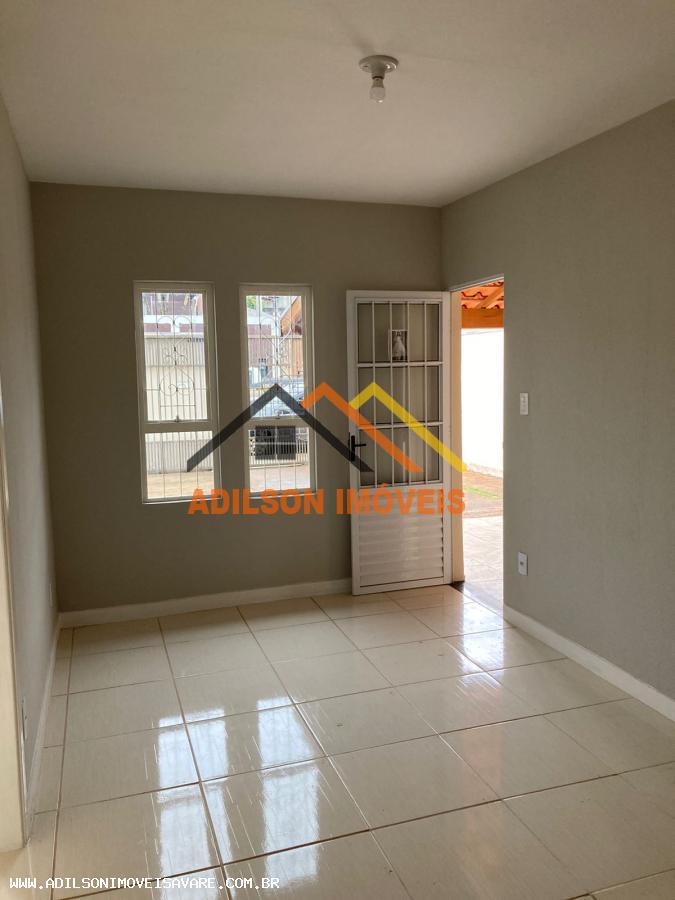 Casa à venda com 2 quartos, 401m² - Foto 3