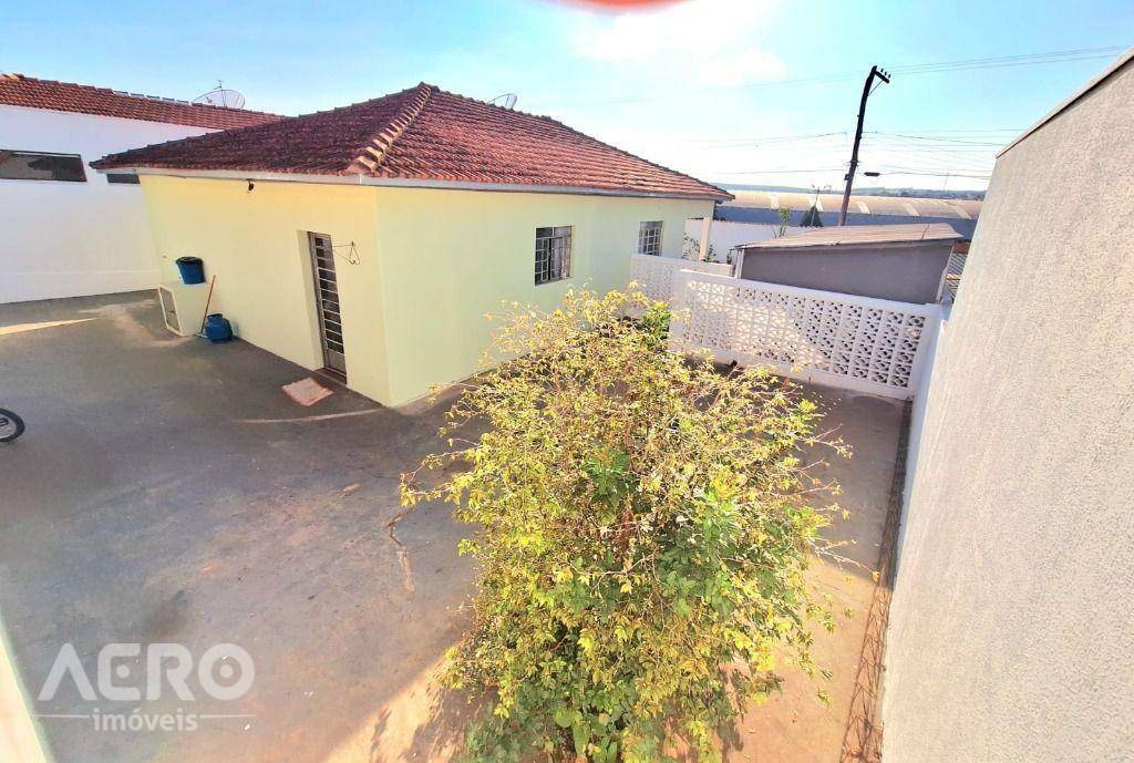 Casa à venda com 5 quartos, 143m² - Foto 21