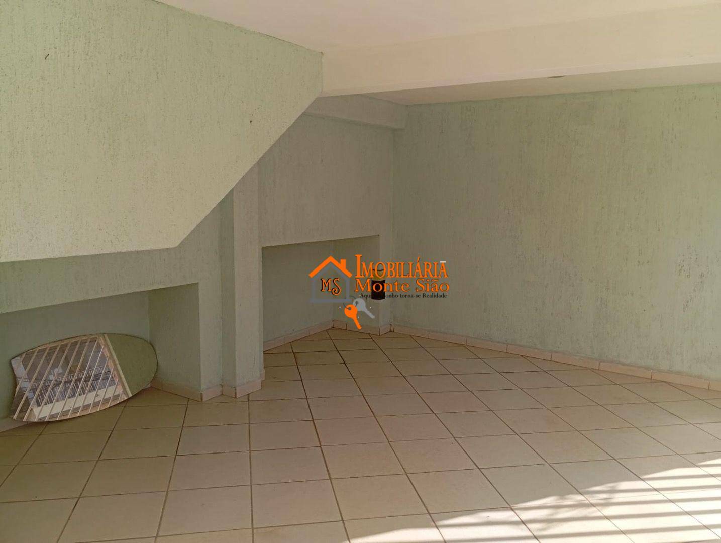 Sobrado à venda com 3 quartos, 230M2 - Foto 2