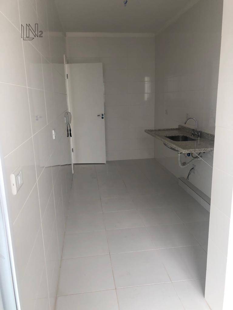 Apartamento à venda com 3 quartos, 101m² - Foto 6