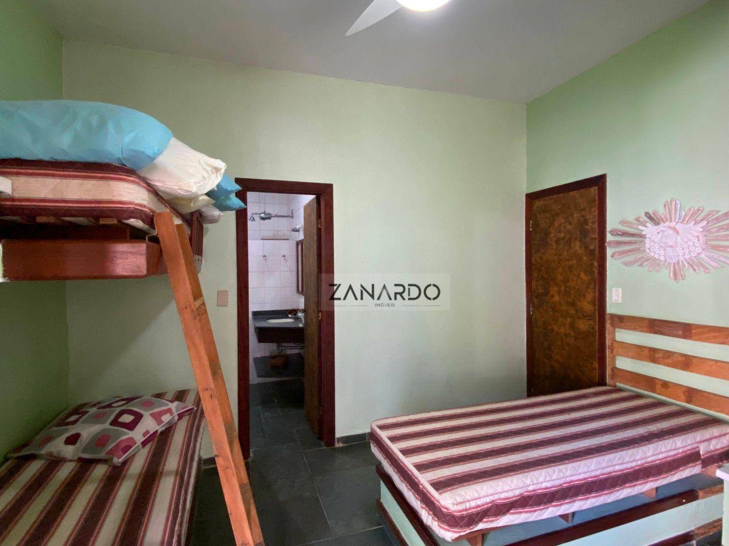 Casa de Condomínio à venda com 4 quartos, 700m² - Foto 21