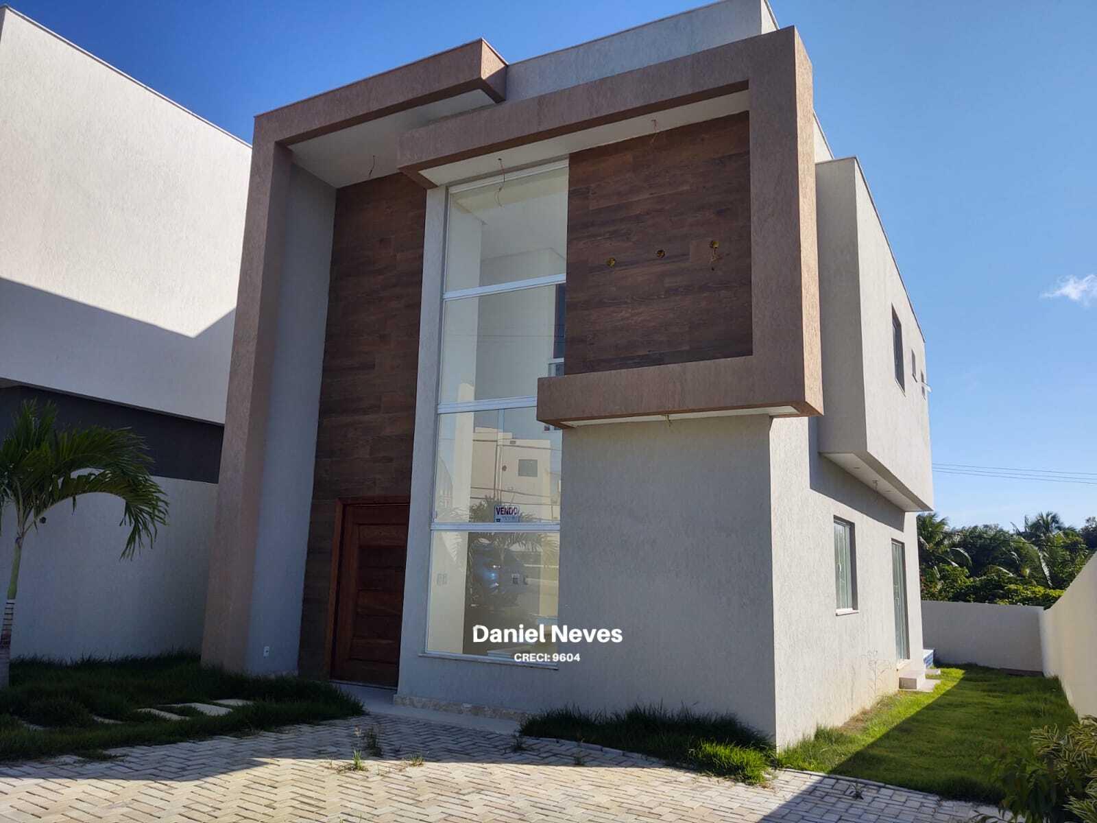 Casa de Condomínio à venda com 4 quartos, 180m² - Foto 2