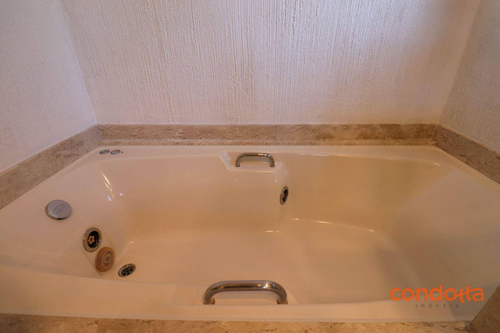 Casa de Condomínio para alugar com 3 quartos, 1000M2 - Foto 33