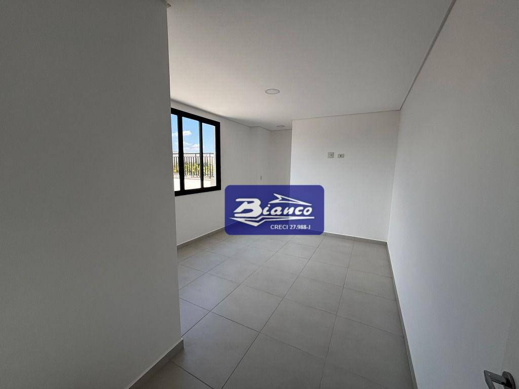 Apartamento para alugar com 2 quartos, 67m² - Foto 25