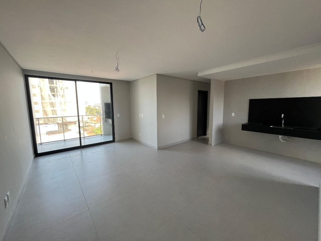 Apartamento à venda com 3 quartos, 101m² - Foto 6