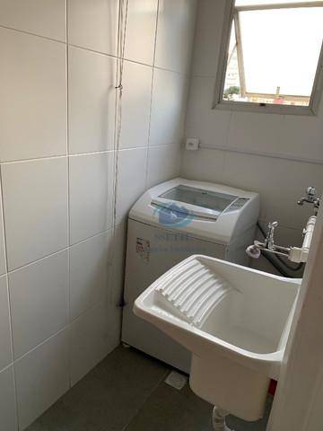 Apartamento à venda com 2 quartos, 60m² - Foto 13