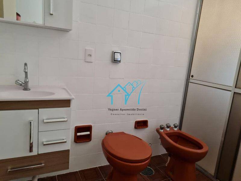 Apartamento para alugar com 3 quartos, 120m² - Foto 13