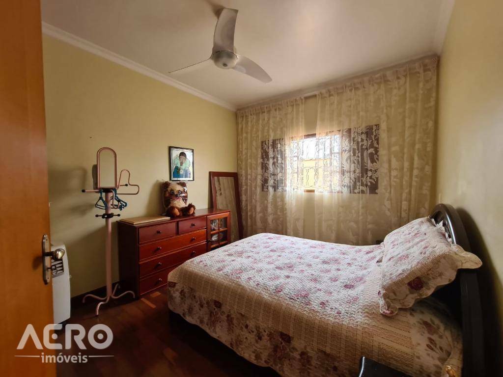 Casa de Condomínio à venda com 3 quartos, 270m² - Foto 41