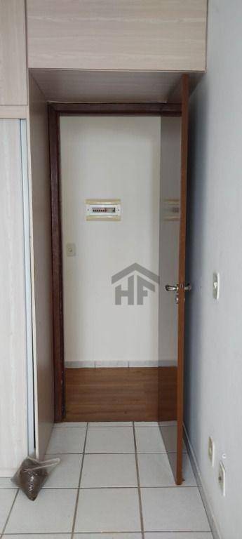 Apartamento para alugar com 2 quartos, 57m² - Foto 4