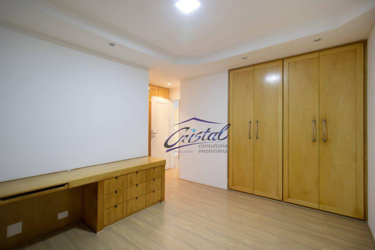 Apartamento à venda com 3 quartos, 220m² - Foto 4