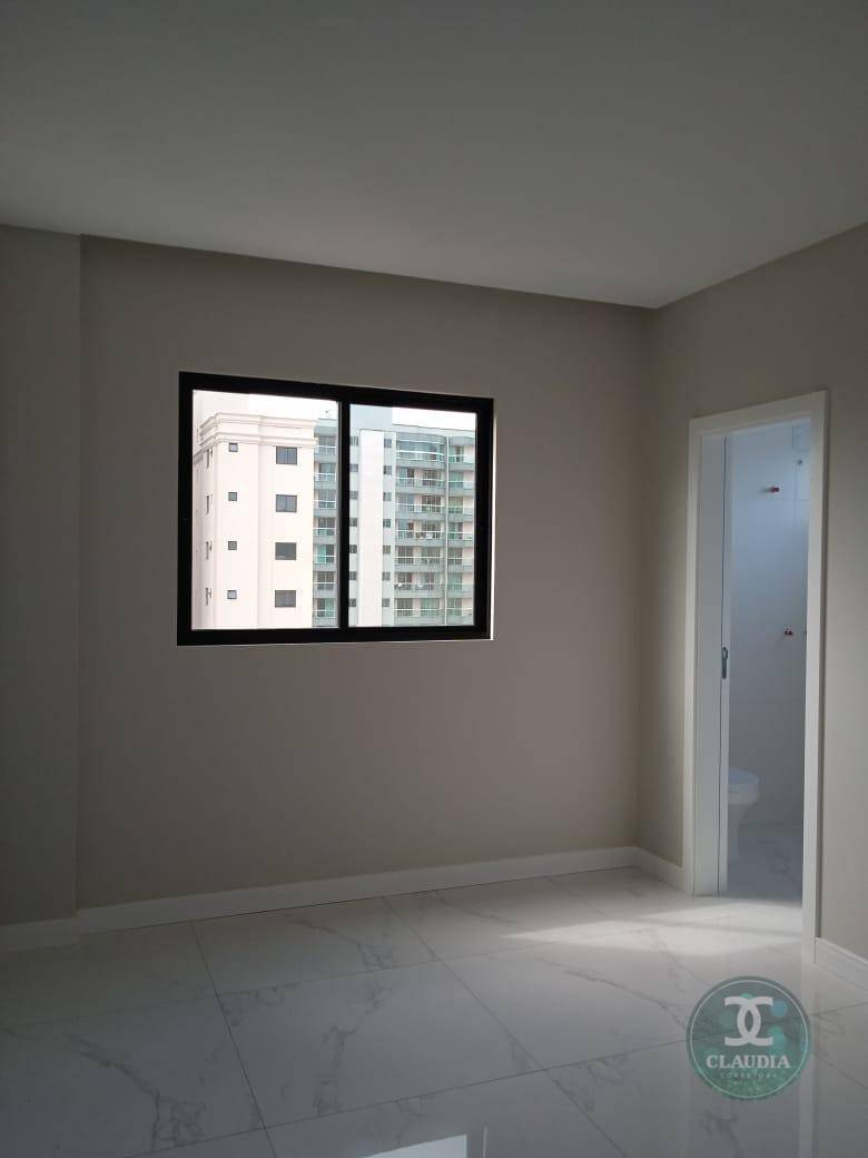 Apartamento à venda com 3 quartos, 178m² - Foto 16