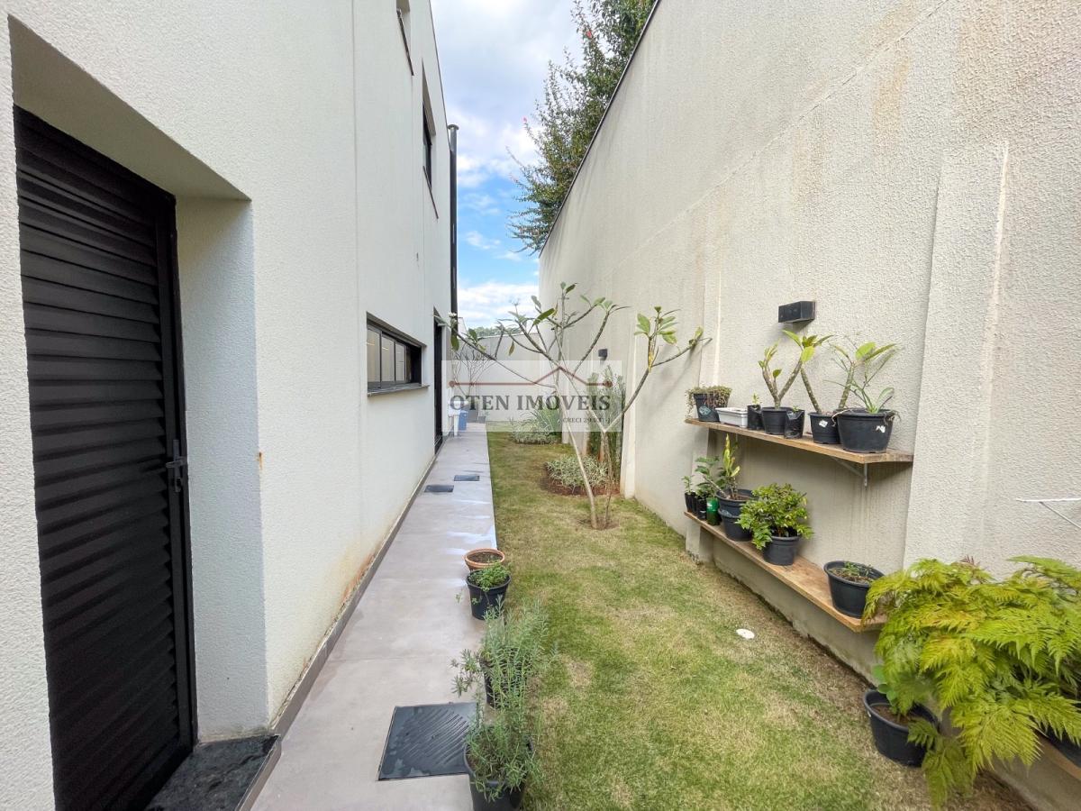 Casa de Condomínio à venda com 4 quartos, 450m² - Foto 33