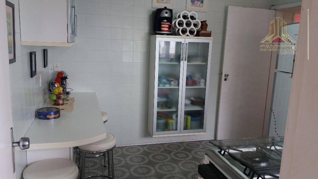 Apartamento à venda com 3 quartos, 117m² - Foto 27