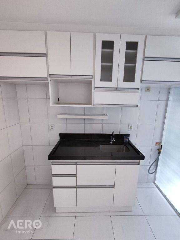 Apartamento à venda com 2 quartos, 49m² - Foto 5