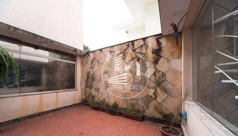 Sobrado à venda com 6 quartos, 450m² - Foto 25