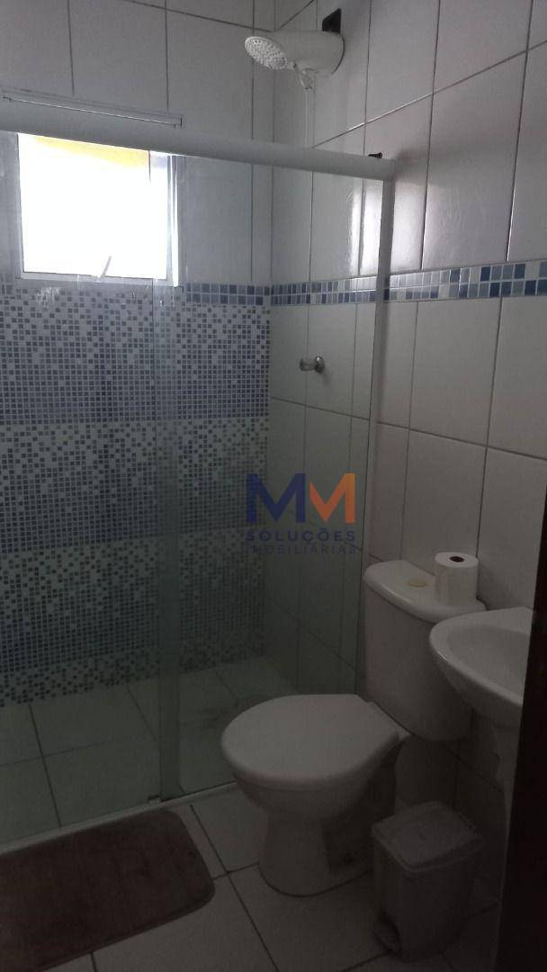Casa à venda com 2 quartos, 70m² - Foto 15