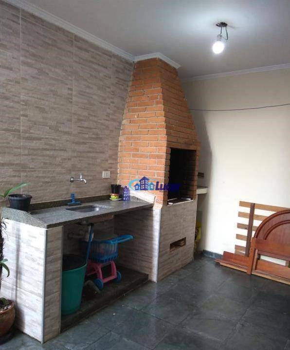 Casa de Condomínio à venda com 5 quartos, 230m² - Foto 17