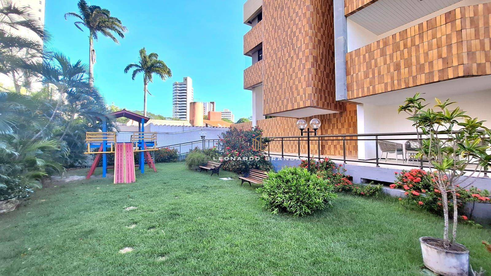 Apartamento à venda com 3 quartos, 146m² - Foto 2