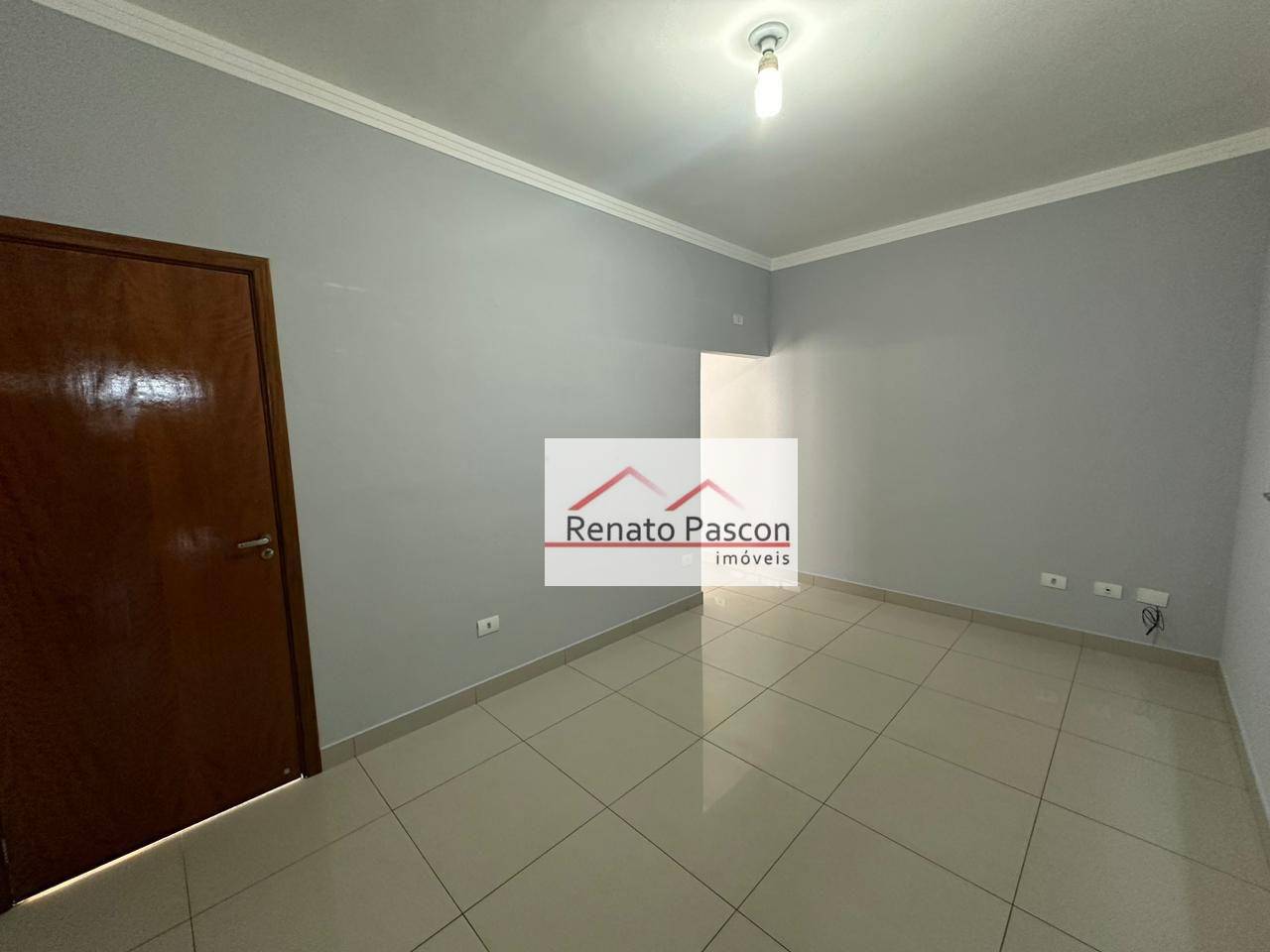 Casa à venda com 3 quartos, 100m² - Foto 3